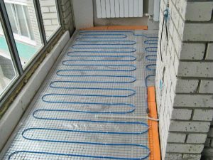 ремонт балконов и лоджий тёплый пол на балкон в Ульяновске